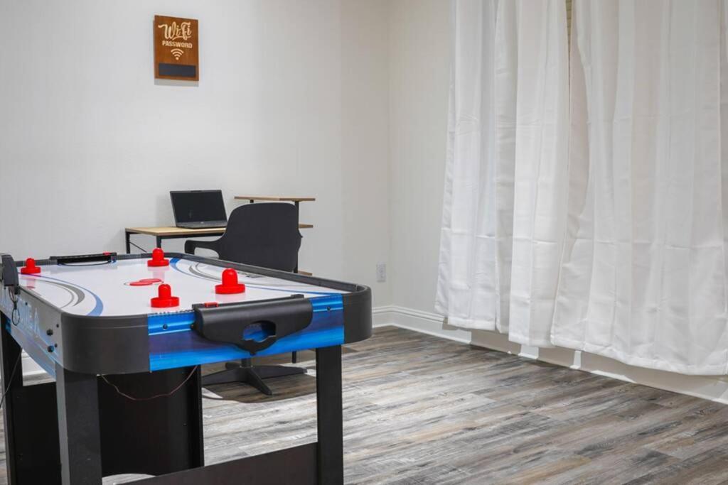 Vila Remodeled Luxury With Proximity Lewisville Exteriér fotografie