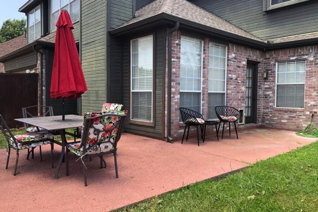 Vila Remodeled Luxury With Proximity Lewisville Exteriér fotografie