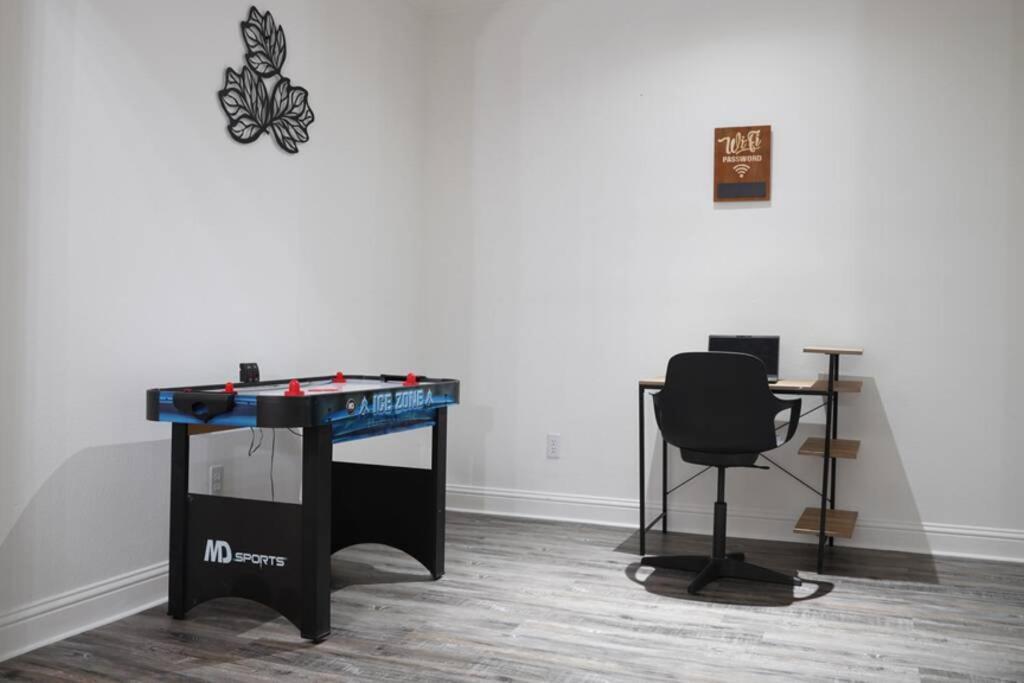 Vila Remodeled Luxury With Proximity Lewisville Exteriér fotografie