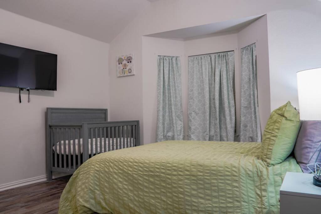 Vila Remodeled Luxury With Proximity Lewisville Exteriér fotografie